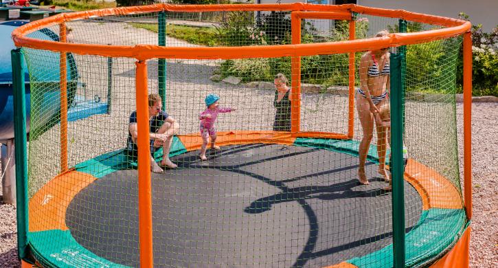Trampoline