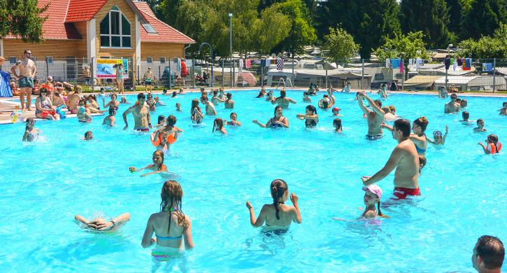 Poolanlage auf dem Campingplatz