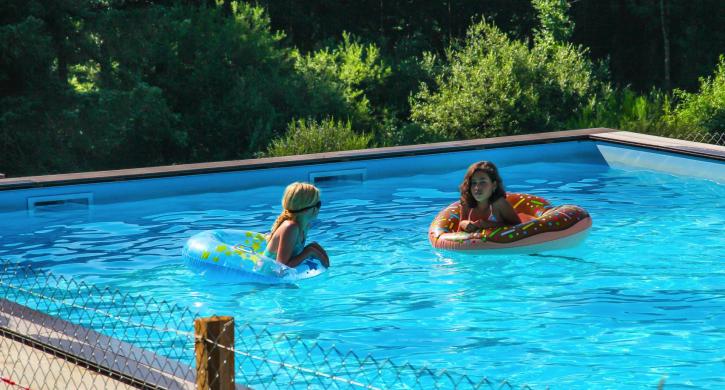 Camping la Chabanne Pool